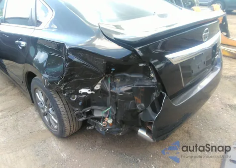 2015 Nissan Altima 2.5 S z USA, uszkodzony, nr VIN 1N4AL3AP3FN902393